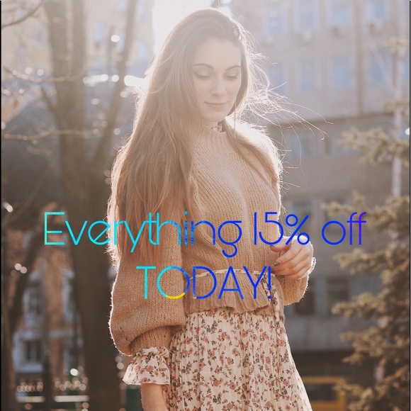 Meet your Posher, Itzel - Picture 2 of 3